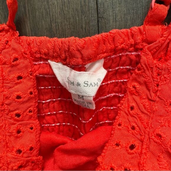 Sim & Sam Red Eyelet Babydoll Top Jr. M - Picture 2 of 3